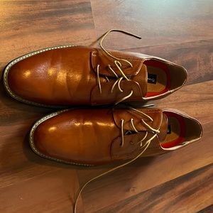Men’s dress shoes
